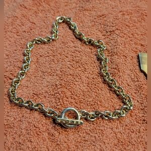 GUESS 15" gold chain in good shape